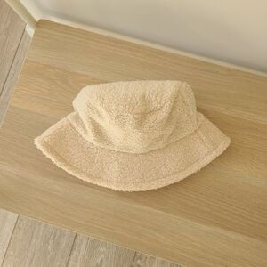 Cozy Cream Sherpa Bucket Hat